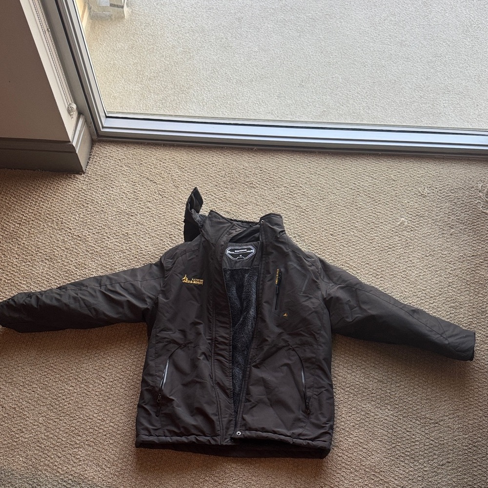 Black Ski Jacket: Adult M